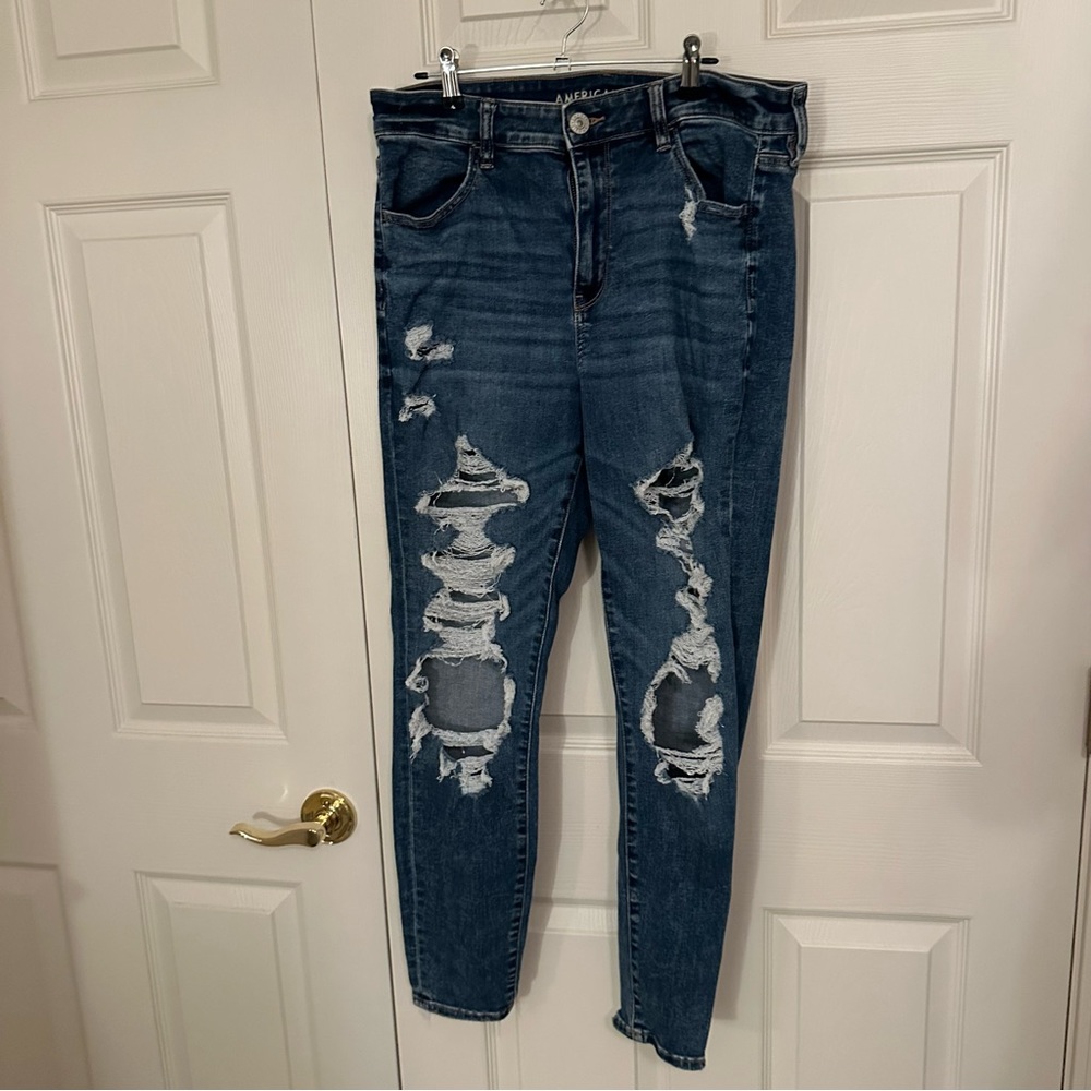 American Eagle Distressed Hi Rise Jeggings Next Level Stretch